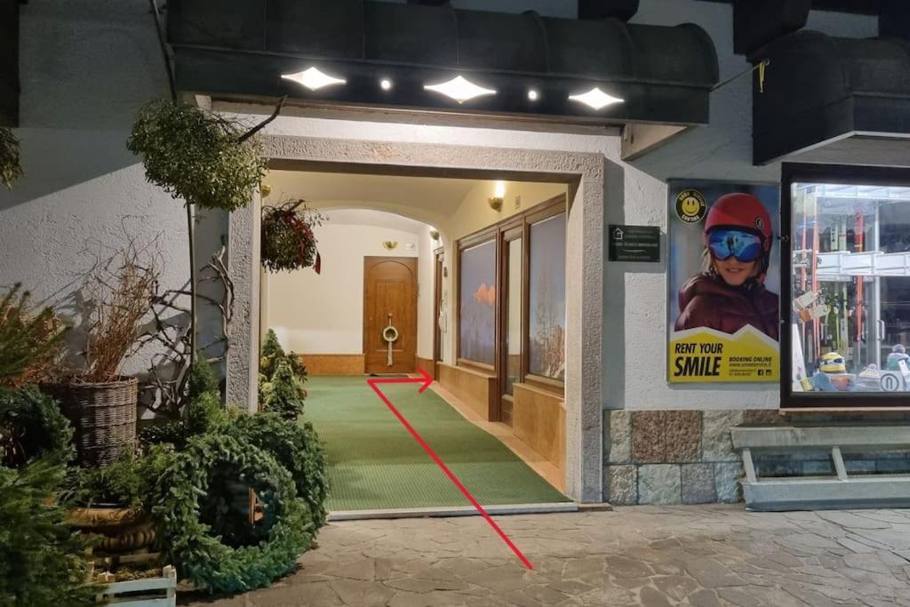 Studio Apartment Ariston In Centro A Cortina コルティーナ・ダンペッツォ エクステリア 写真